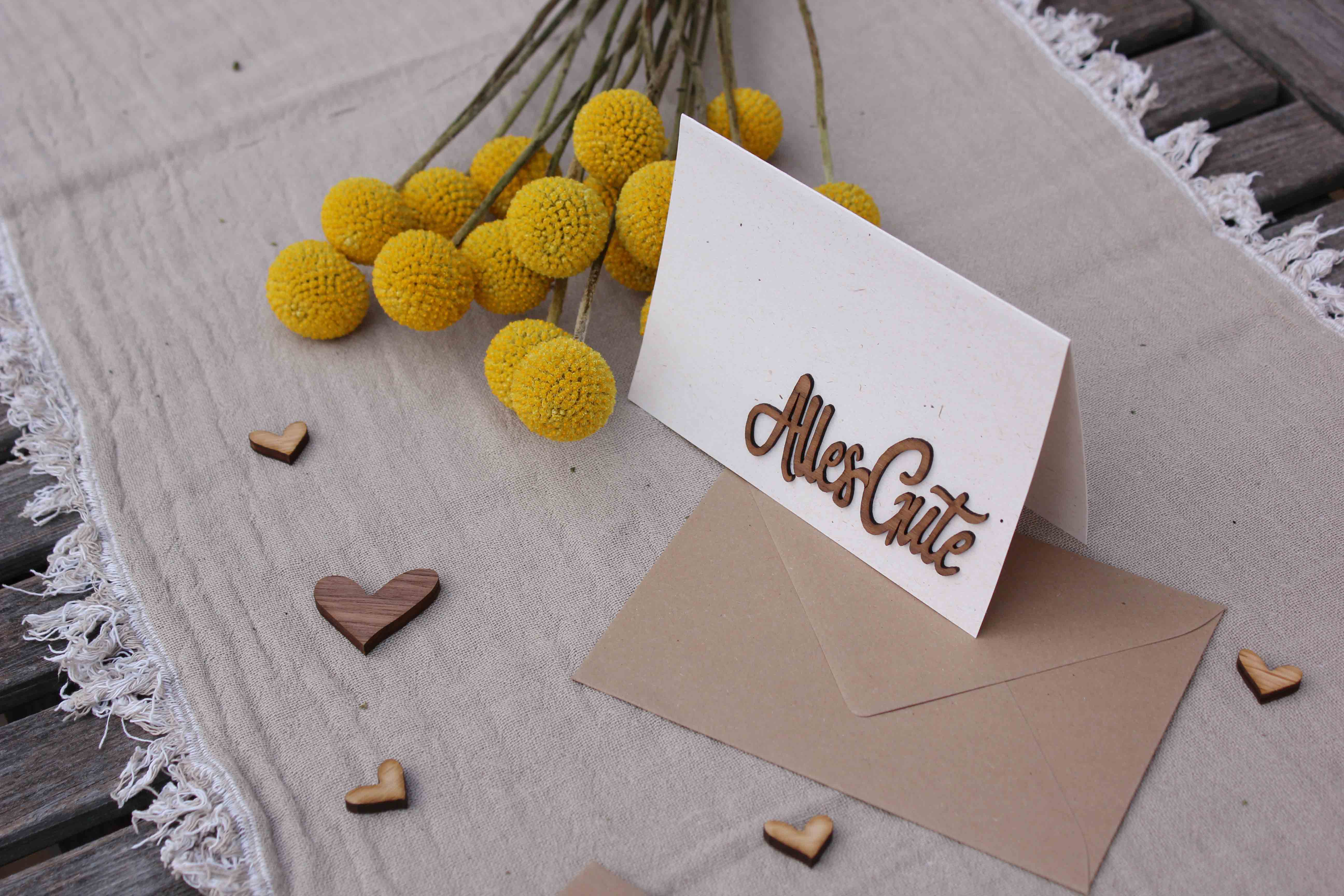 Holzgrusskarten - Papierkarte mit Schriftzug "Alles Gute" aus Nuss, Geschenkkarte, Glückwunschkarte, Geburtstagskarte