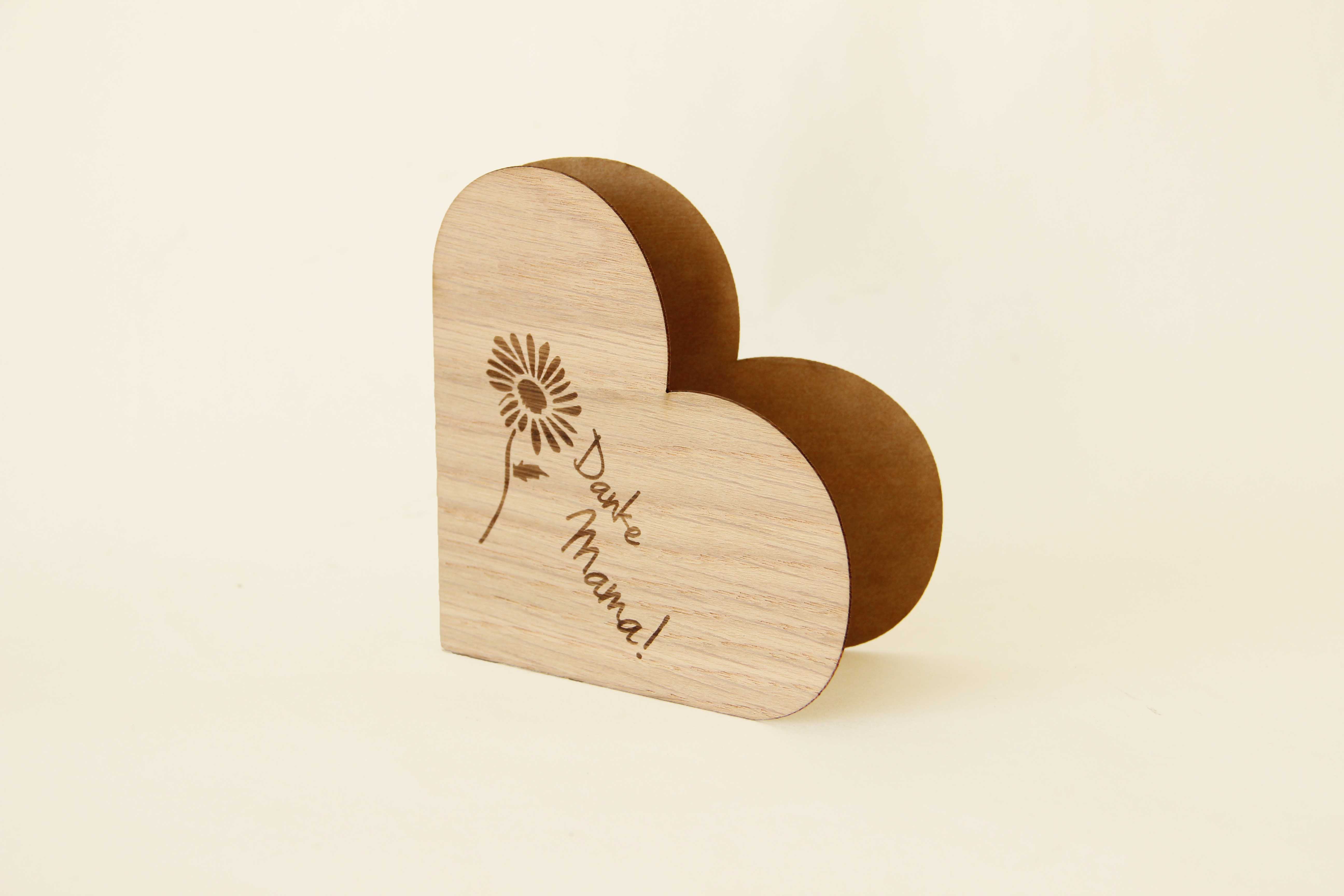 Holzgrusskarten - Herzkarte "Danke Mama!" aus Eiche, Sonnenblume, Dankeskarte, Geschenkkarte